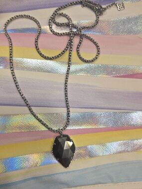 Kendra Scott Silver-Tone Faceted Black Teardrop Necklace